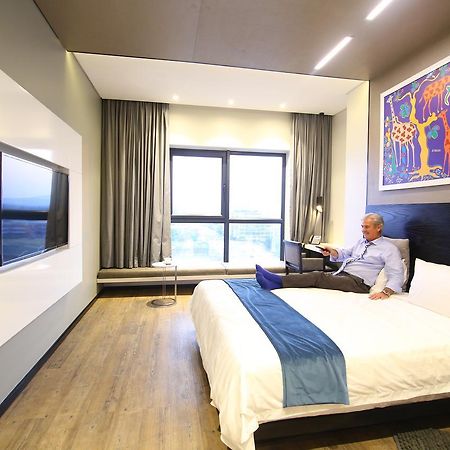Room50Two Gaborone Dış mekan fotoğraf