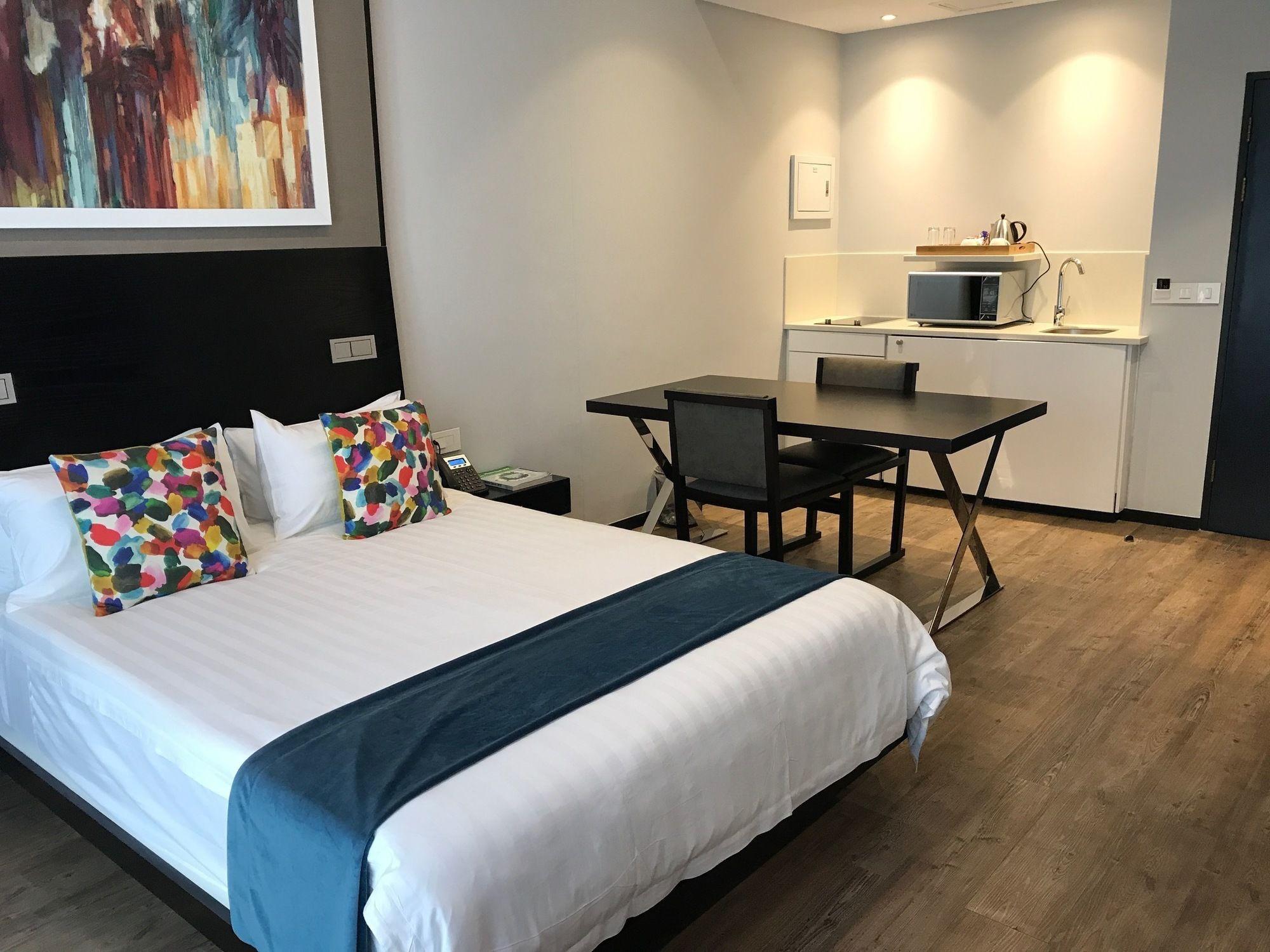 Room50Two Gaborone Dış mekan fotoğraf