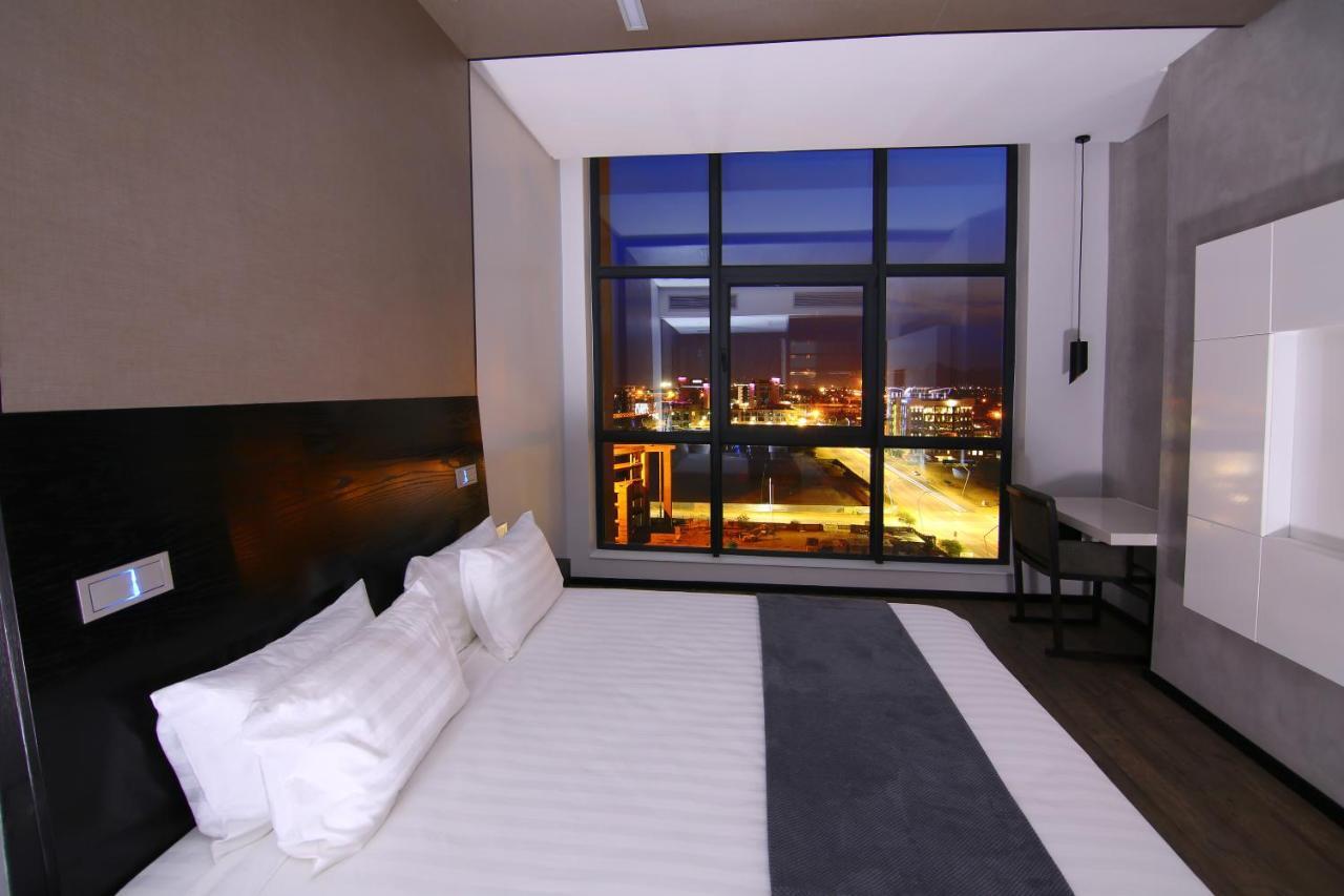 Room50Two Gaborone Dış mekan fotoğraf